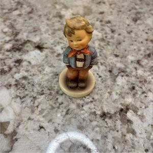 Goebel M.I. Hummel Scamp Figurine #553